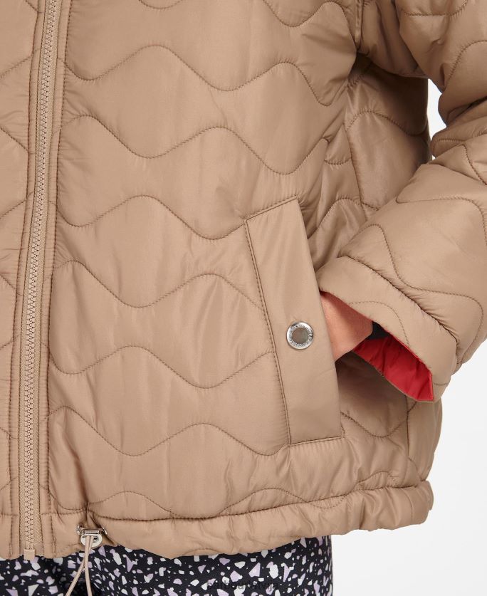 Barbour sievietes fenway apgriežama stepēta jaka P8J88A1458 apģērbs portobello/cayenne/bellini